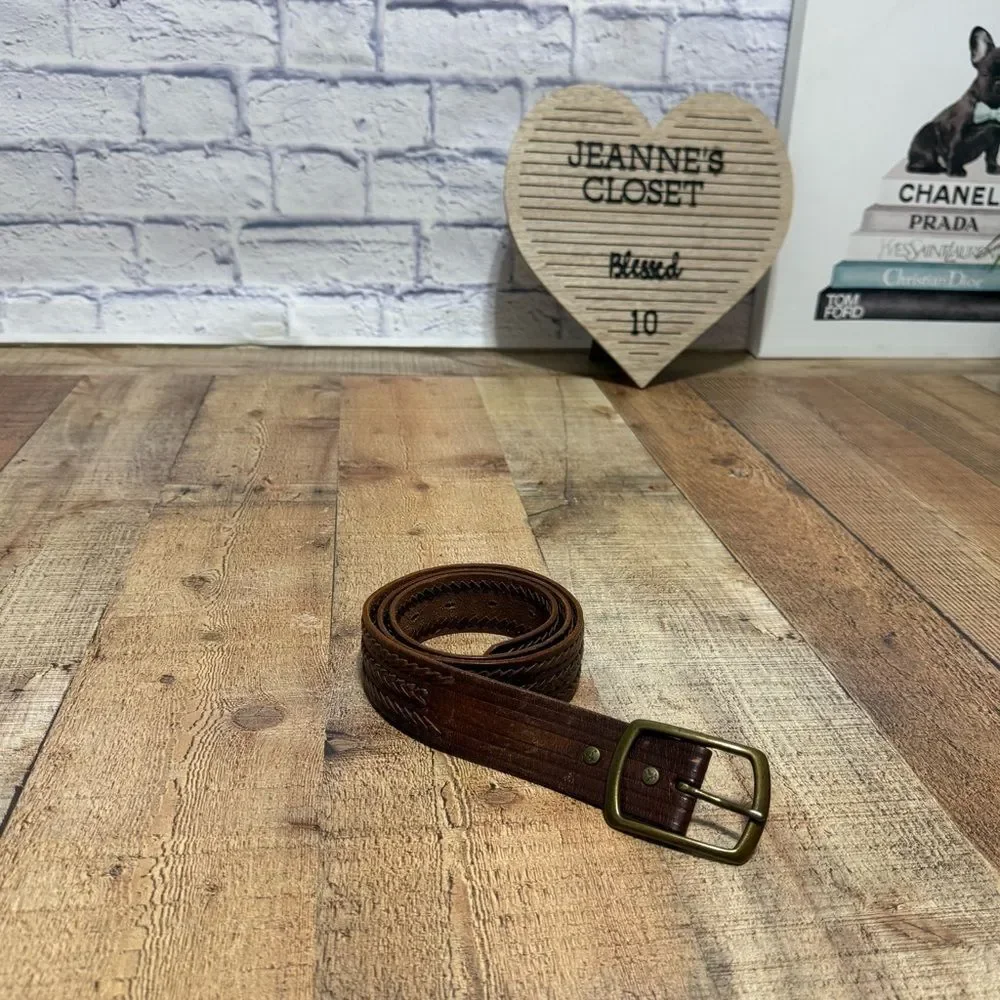 American Eagle genuine leather brown strap size M